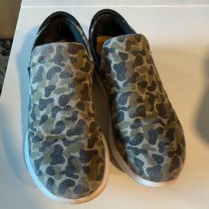 STRIKE MVMNT Traveller Slip-On Camo Shoes - Size 9.5 🔥🔥 VG Condition